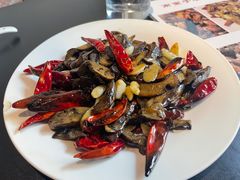 见手青又嫩又鲜-南蛮子(进贤路店)