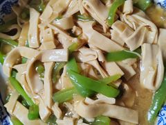 -品北铁锅炖  东北特色菜(北极大街店)