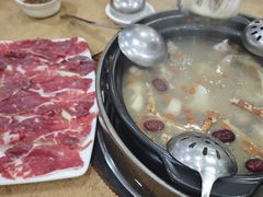 -濠轩阁特色生蚝火锅(水湾路店)