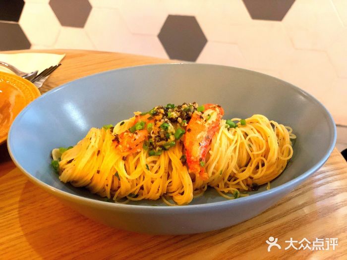 HELLO 27 意面·沙拉·帕尼尼昆布蟹肉天使意面图片