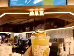 -资和信百货商场