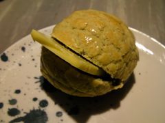 黑金菠萝包-岭南真味·匠心粤菜(K11店)