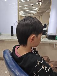 -PE SALON