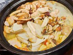 -一朵菌·野生菌探索家火锅(南亚店)