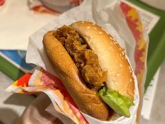-麦当劳(乳山路店)