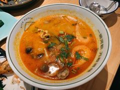 酸辣海鲜汤河粉-米纸越南小馆(金鹰世界店)