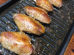 烤鸡翅中-老东镇啤酒屋海鲜加工·蒸汽海鲜·海鲜烧烤(台东店)