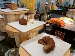 -圣丰索菲特·2 On 988 Café 自助餐厅