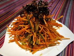 -香巴拉云南餐厅(华莱坞店)