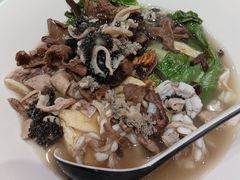 -甘掌门·化州驰名牛杂粉(越秀店)