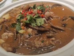 -老邻居创业餐厅(中国黄石·磁湖汇众创空间店)