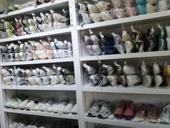 -翰皇直营洗衣洗鞋(望京鹿港店)