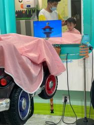 -爆米花儿童美发乐园