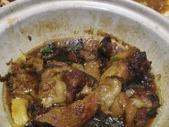 -老码头黑皮肘子锅包肉(赣水路店)