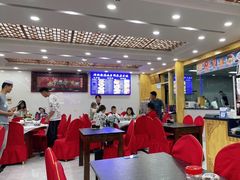 大堂-撒拉人家.酸菜牦牛肉火锅