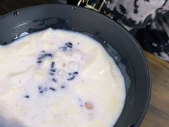 紫米豆花-串妹花式冰粉(乐山总店)