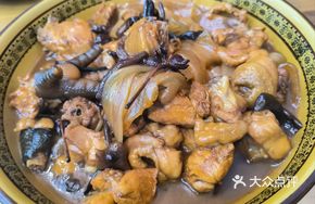 Chicken Stewed with Mushrooms and Vermicelli