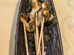 -嗨辣小聚·盘锦河蟹·海鲜烧烤龙虾(盘锦十年好店)