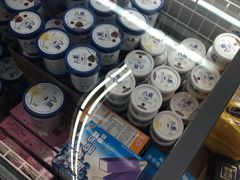 -联华超市(新闸路店)
