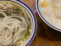 -云阿蛮云南生烫牛肉米线(奉贤路店)