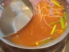 -由衷贵州酸汤牛肉火锅(新桥店)