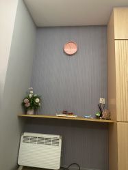 -PE SALON 