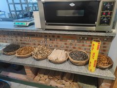 -咱屯子铁锅炖直营店(南湖大路店)