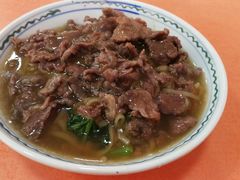 -阿伟牛肉店(东山店)