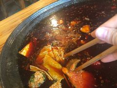 -岗上渣渣老火锅(两路口店)