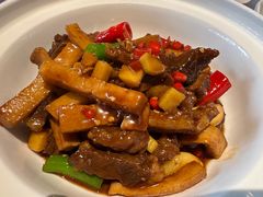 -荷栖小院·品质江西菜(红谷滩店)