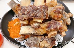 Pork Trotter and Beef Bone Stew