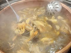 -阿山卓·野生菌火锅·纳西火塘烤肉