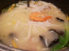 -云海肴·汽锅鸡·云南菜(天山百盛优客店)