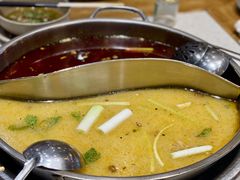 -肖肖酸萝卜鱼火锅(总店)