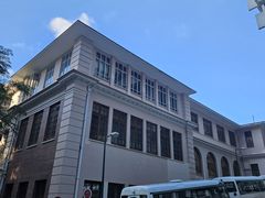-香港大学
