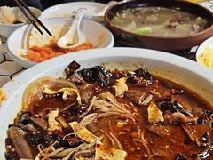 -有家川菜(宝山万达店)