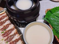 -草家酱蟹炭火烤肉店(珲春南路一店)