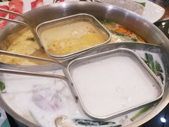 鸳鸯锅底-樾餐厅泰式海鲜火锅(民歌湖店)