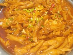 鸡爪煲-胖哥俩肉蟹煲(湖滨银泰in77店)