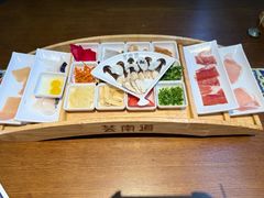 -芸南道·过桥米线(昆明老街旗舰店)