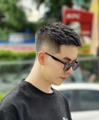 -豪帅男士理容馆