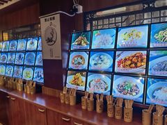 -侬佳蒸菜馆(听潮店)