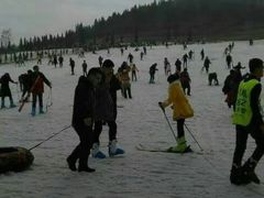 -青州驼山滑雪场