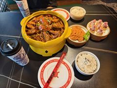 -多嘴超级肉蟹煲(杉杉国潮主题店)