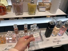 -DIOR迪奥(德基广场女装店)