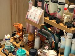 -星巴克臻选(上海中环广场2F店)
