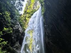 -龙水峡地缝景区