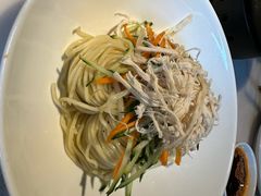 -初蓉丨遇见新川菜(亲贤街荣耀店)