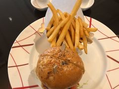 -db Bistro & Oyster Bar by Daniel Boulud(滨海湾金沙店)