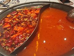 -旧街市鲜货老火锅(大光路店)